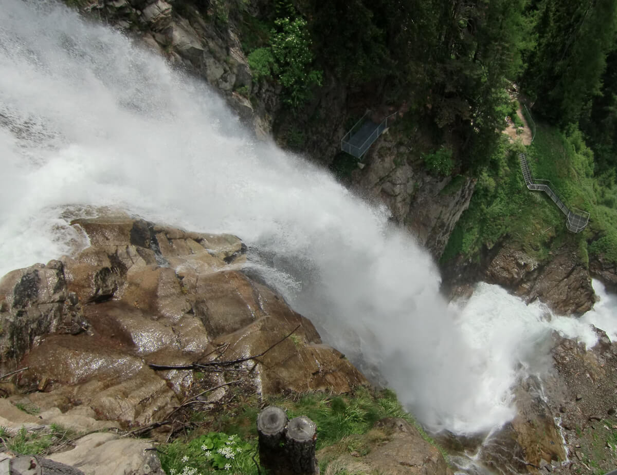 beeindruckende Wasserfälle